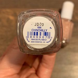Essie Makeup - Essie Bundle Essie Makeup - Essie Bundle